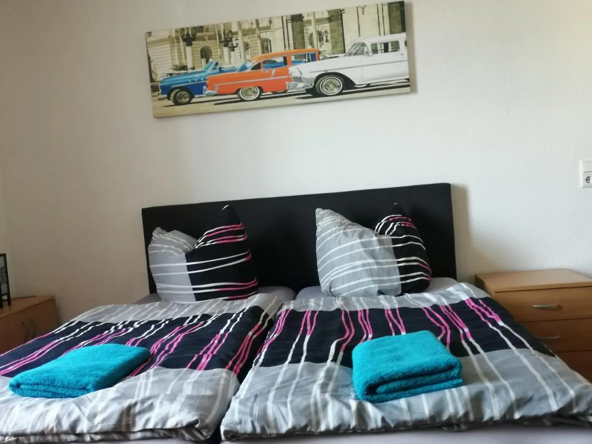 דרזדן Pension Kellei 71 2*,
